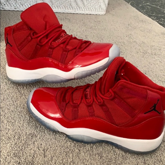 jordan retro 11 gym red